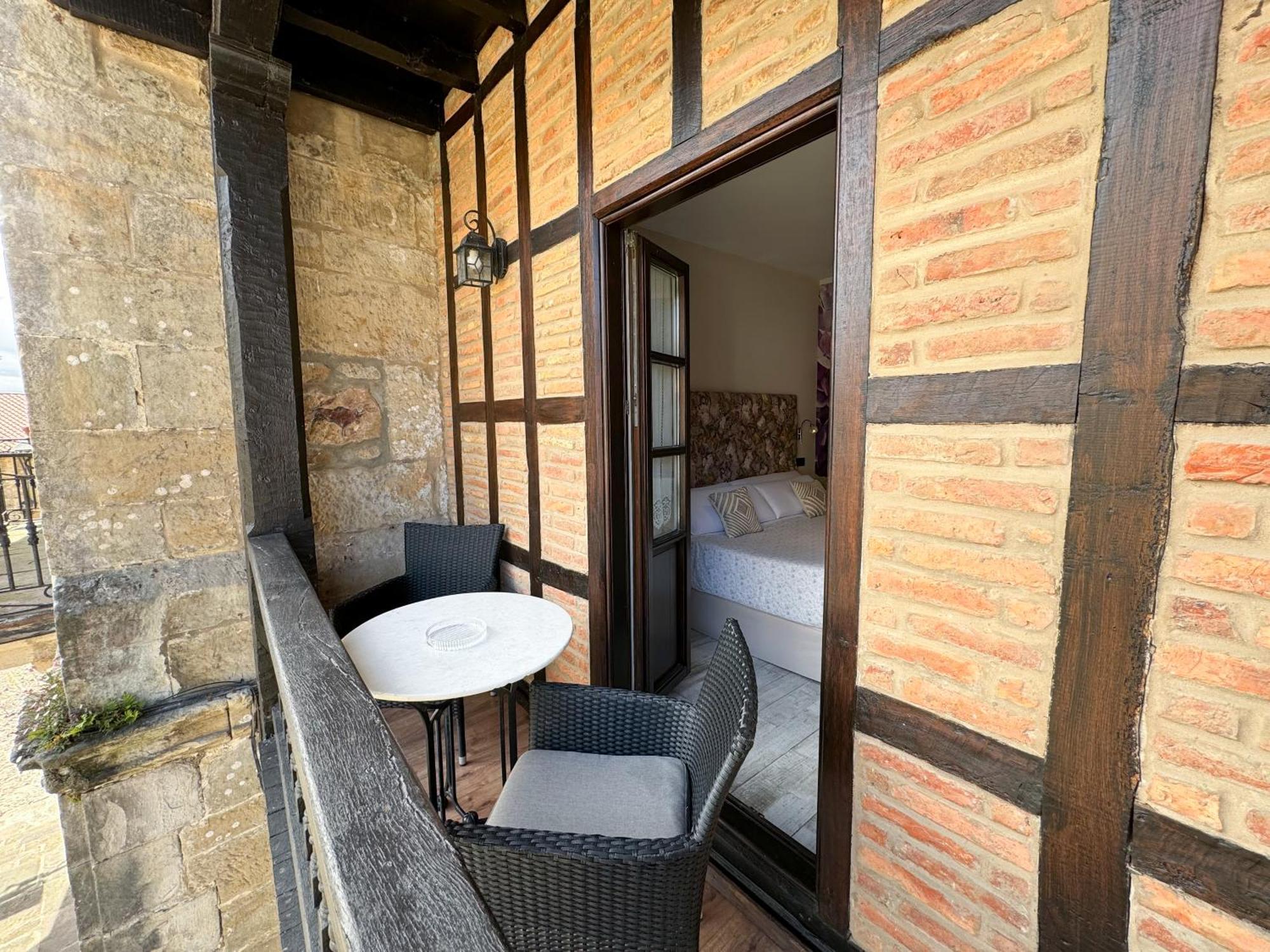 Akla Suites Con Jacuzzi Santillana Santillana del Mar Kültér fotó